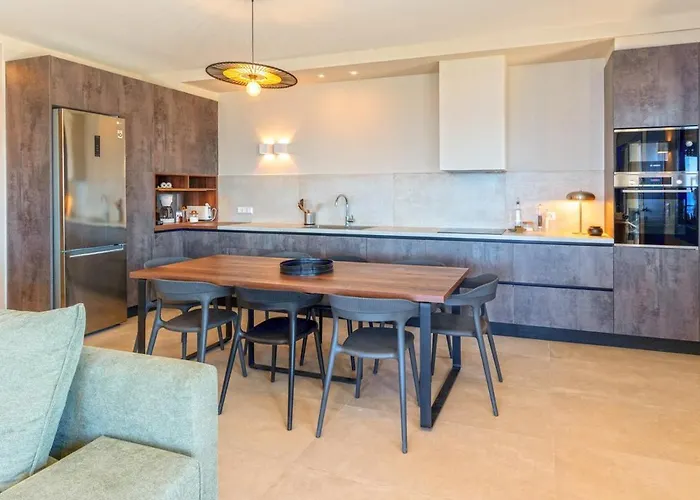 Terra Lac de Vouliagmeni