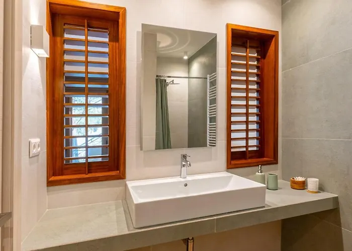 Terra * Lac de Vouliagmeni