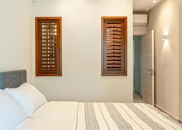 Terra * Lac de Vouliagmeni